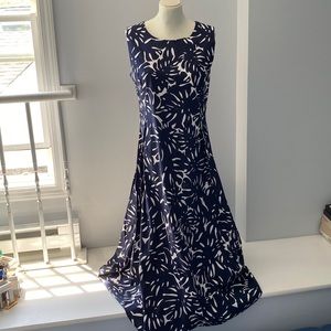 Ritva Falla sleeveless ankle length navy  & white dress size L.